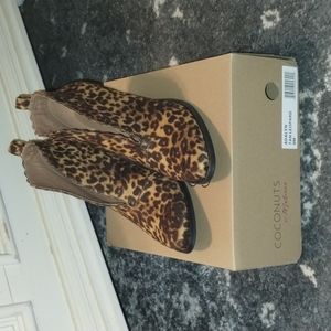 Coconuts by Matisse Adalyn leopard booties